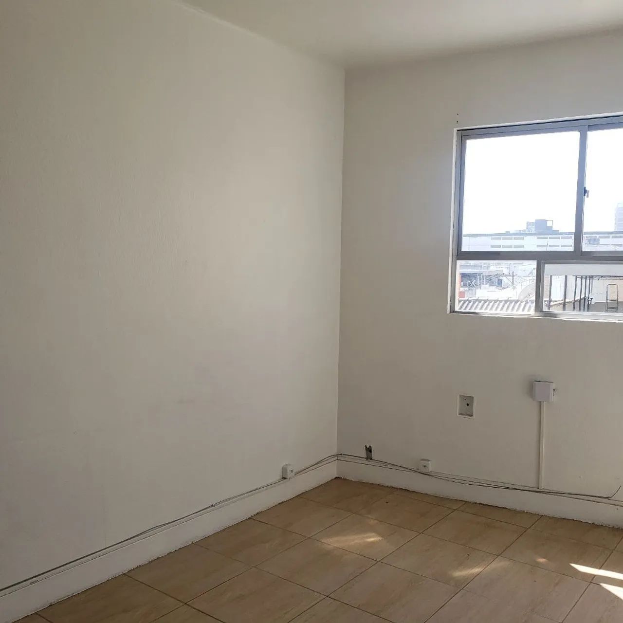 Aluga-se sala comercial - Foto 2