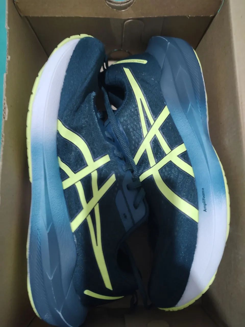 Tênis Asics ?