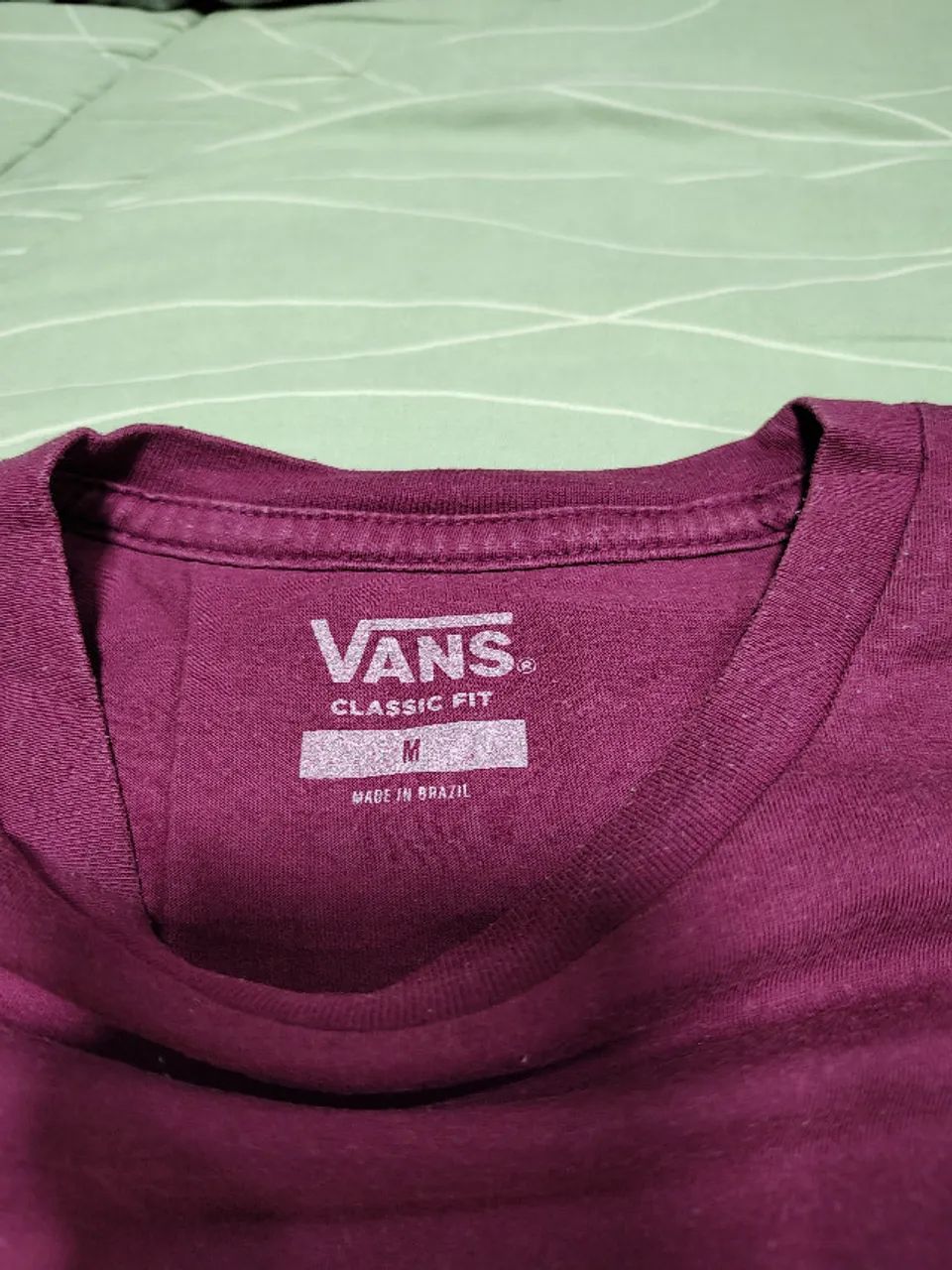 Camiseta Vans Full Patch Bordô - Tam M - Foto 5