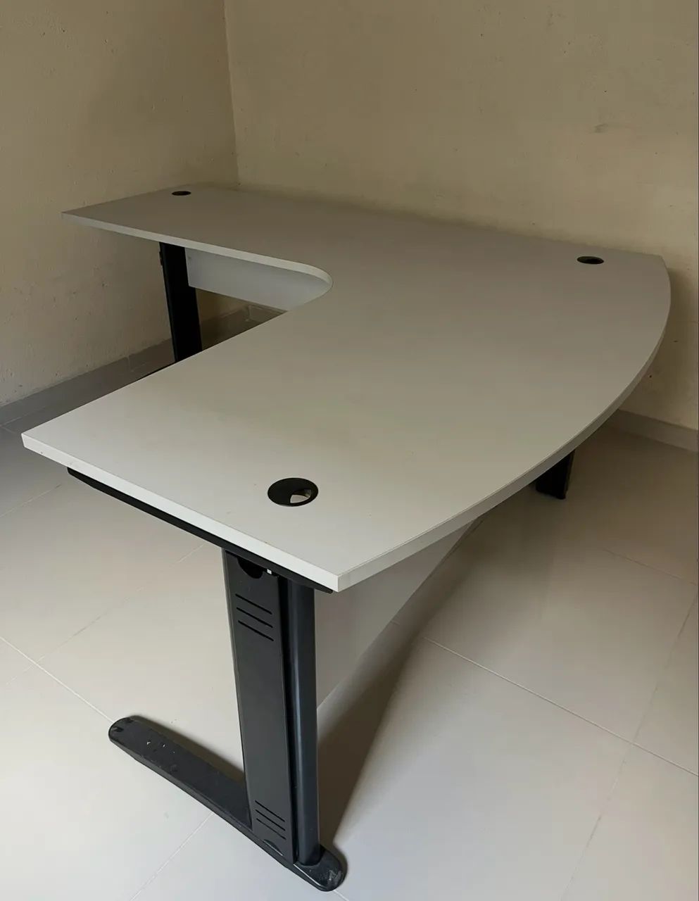 Mesa de escritório em L - Foto 5