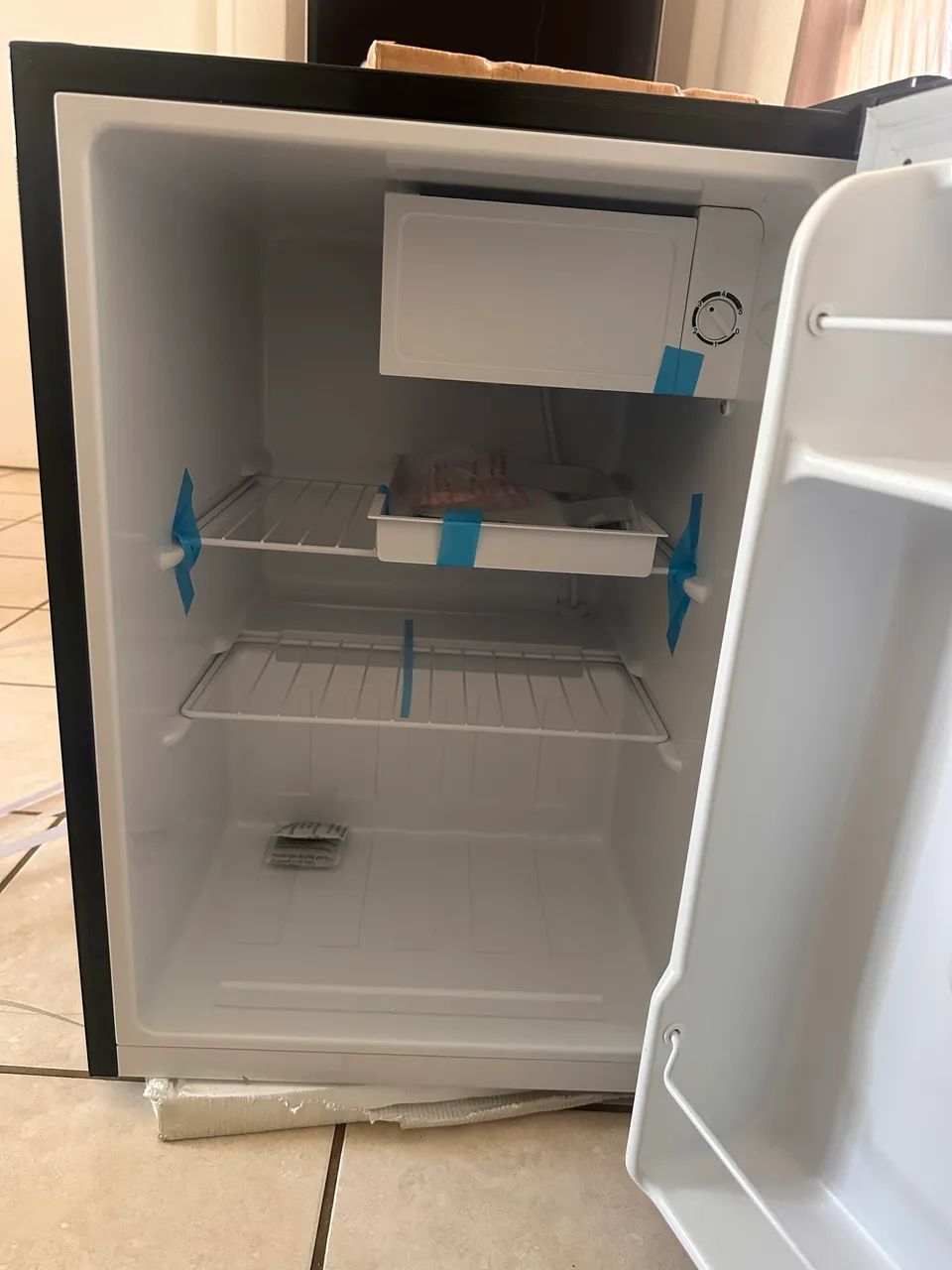 Frigobar 68L Philco novo - Foto 3