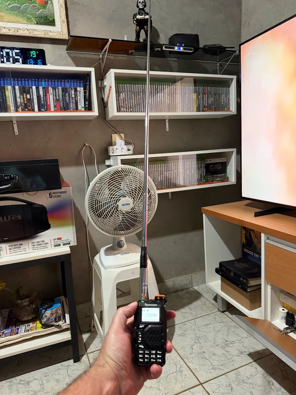 RÁDIO HT 2 METROS  MODIFICADO PRA 11METROS - Foto 3