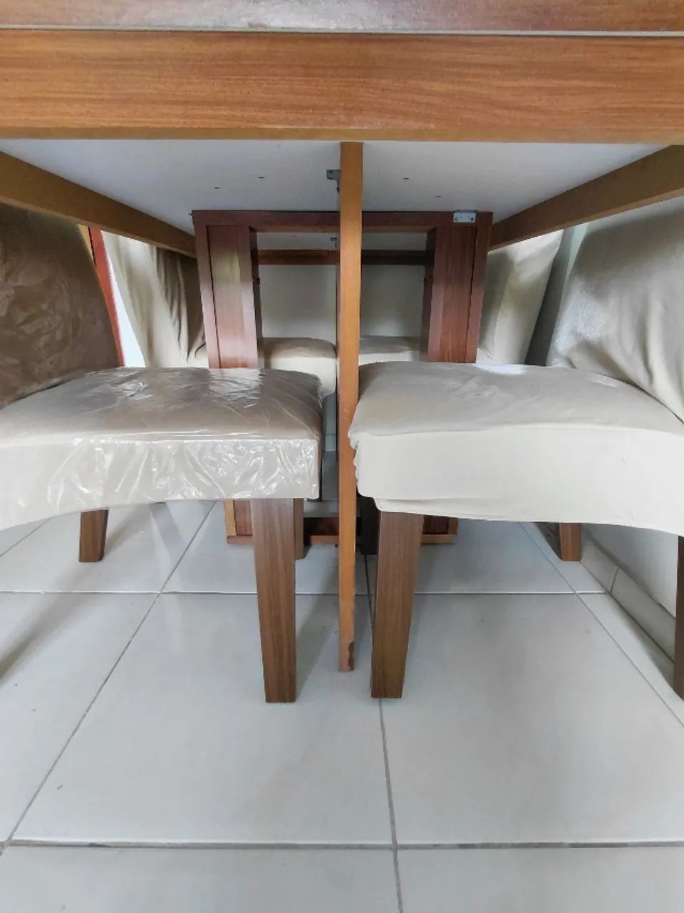 Mesa com 4 cadeiras  - Foto 3