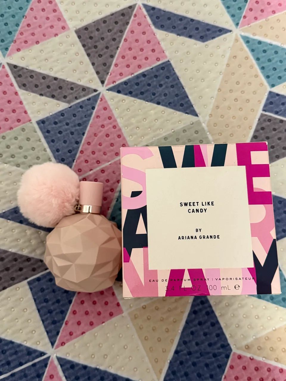 Perfume Ariana Grande Sweet Like Candy 100mL - Foto 2