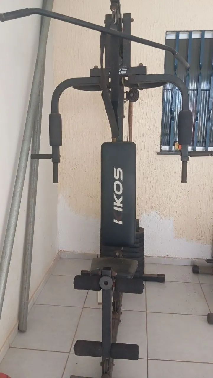 Estação de musculação 