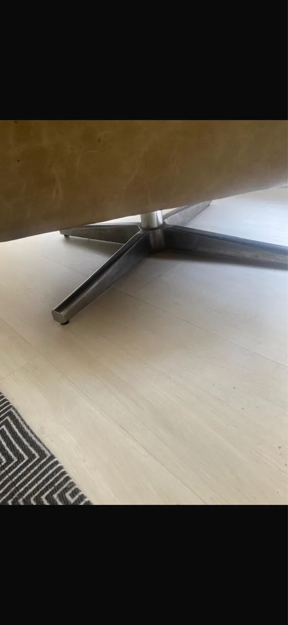 Poltrona Giratória de couro legítimo  - Foto 3