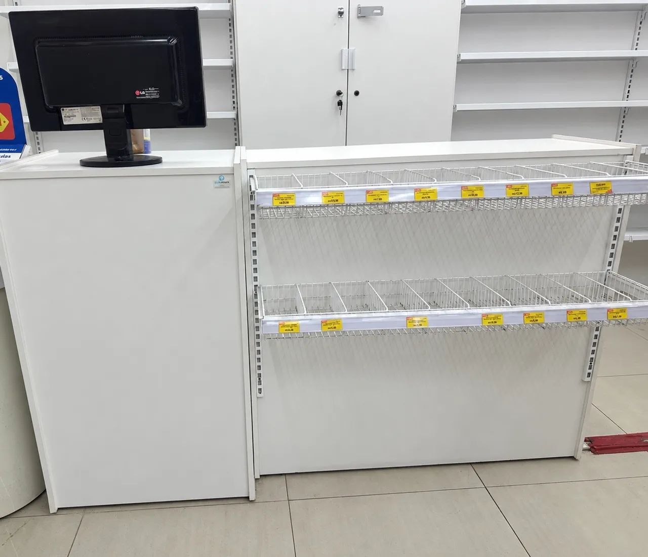 Mobília completa para lojas - Foto 4