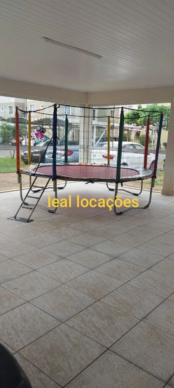 Pula pula, casinha de bolinhas, mesas e forros  - Foto 5