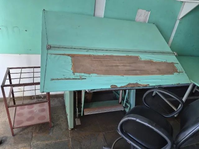 Mesa prancheta para desenho