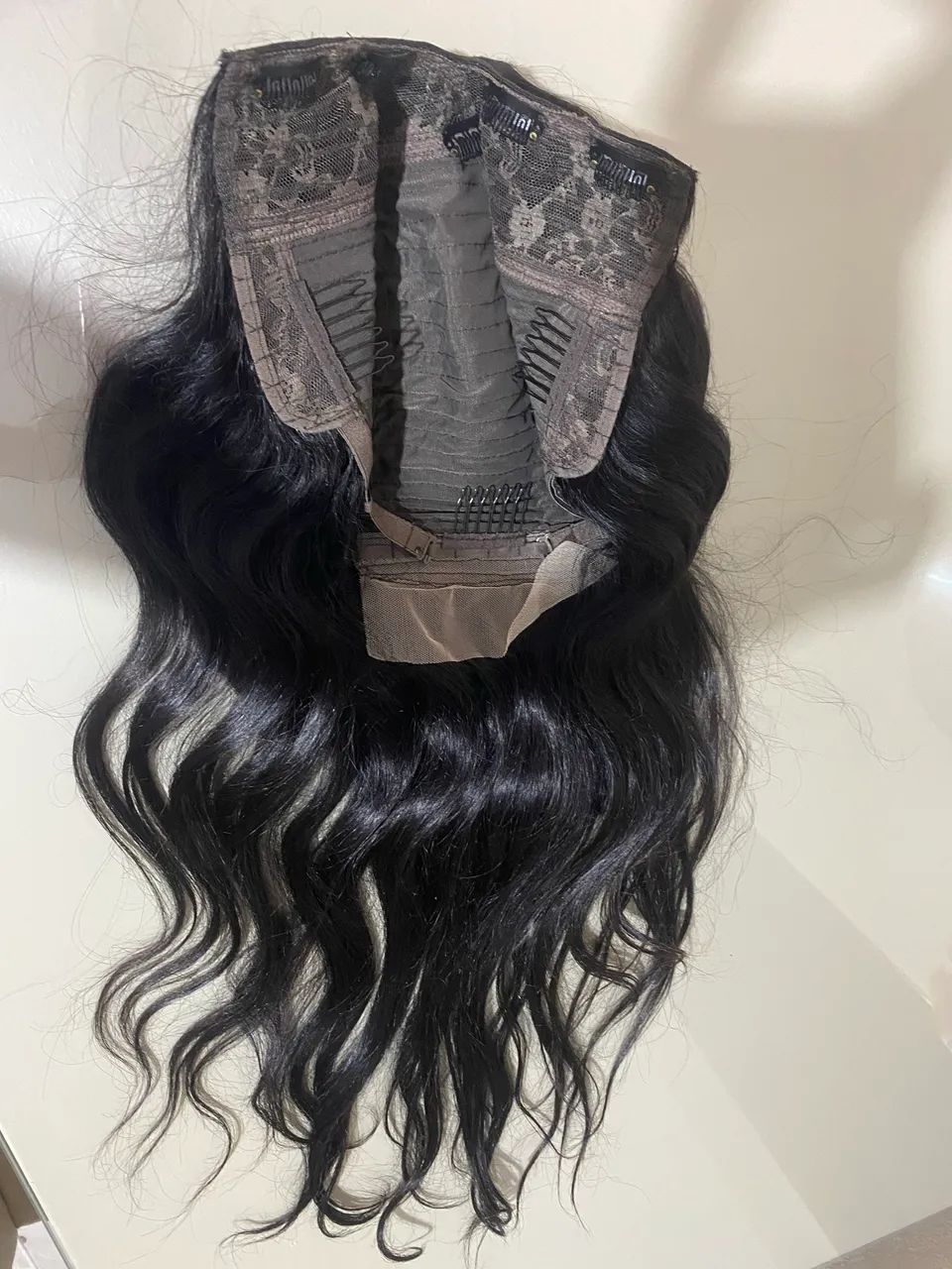 Lace humana curta