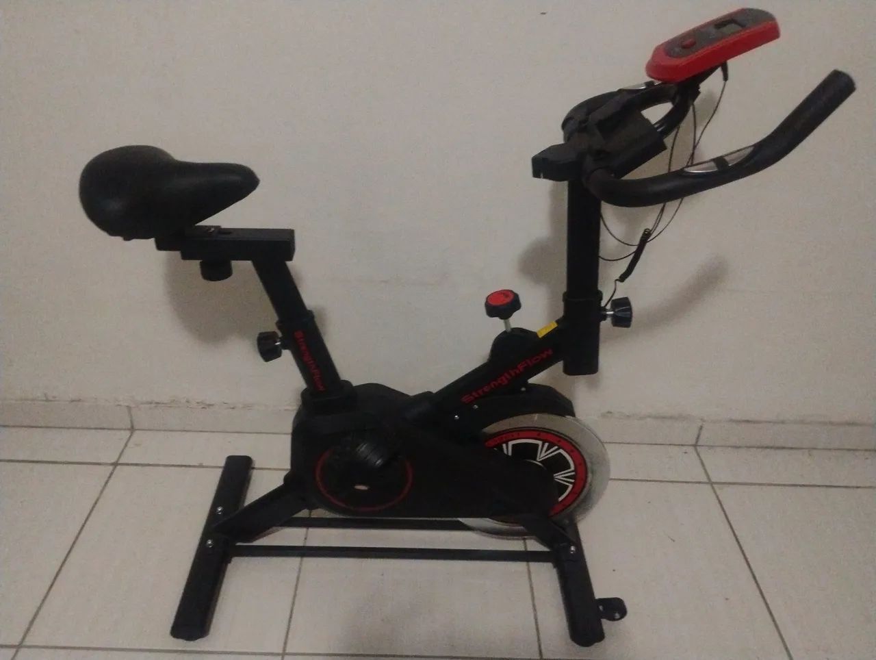 Bicicleta Ergometrica nova zero