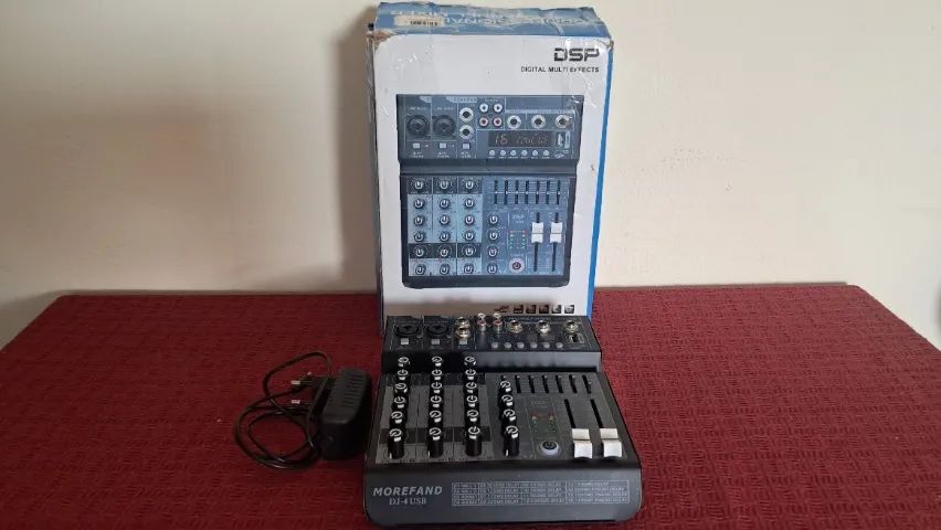Mixer Mesa de som 4 canais