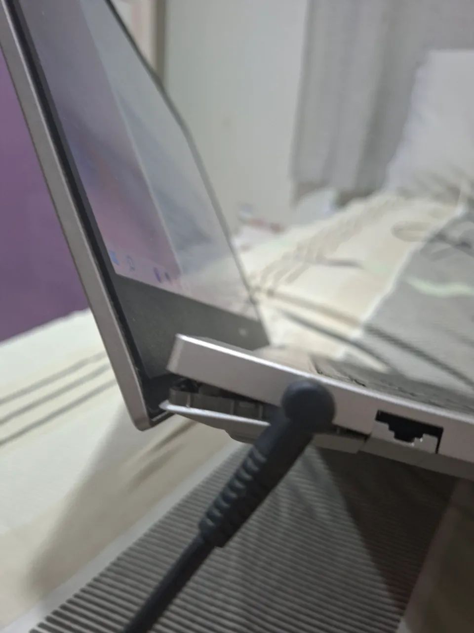 SAMSUNG BOOK E30 CORE I3 10TH GEN - Foto 5