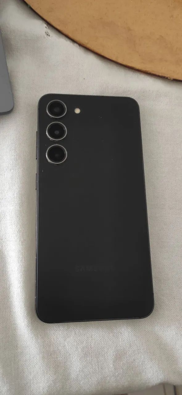 Samsung S23