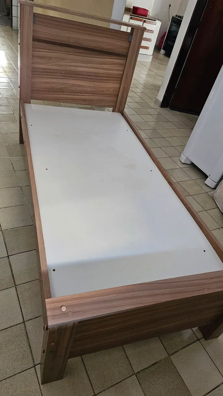 Cama solteiro de madeira - Foto 2