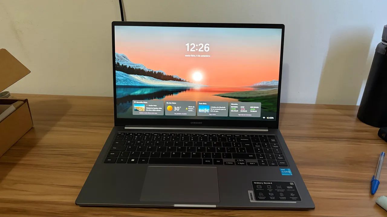 Notebook Samsung Galaxy Book4, Windows 11 Home, Intel Core i3, 8GB, 256GB SSD - Foto 4