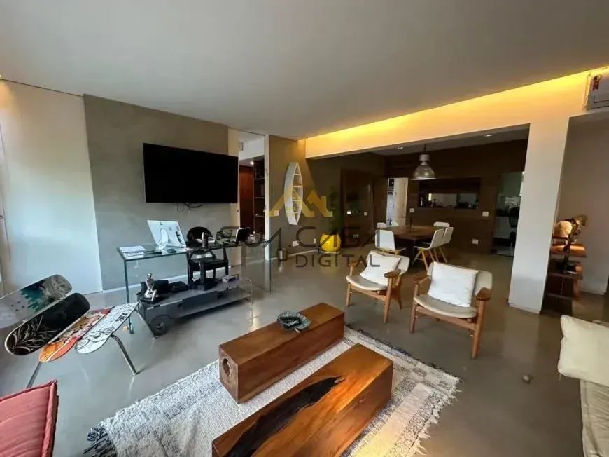 Leblon | Apartamento 4 quartos, sendo 1 suite REF: IPAP5697