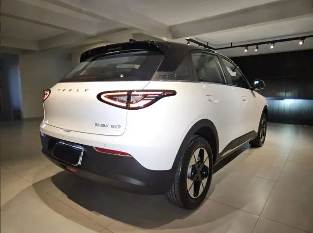Geely EX2 PRO, foto 6 de 13
