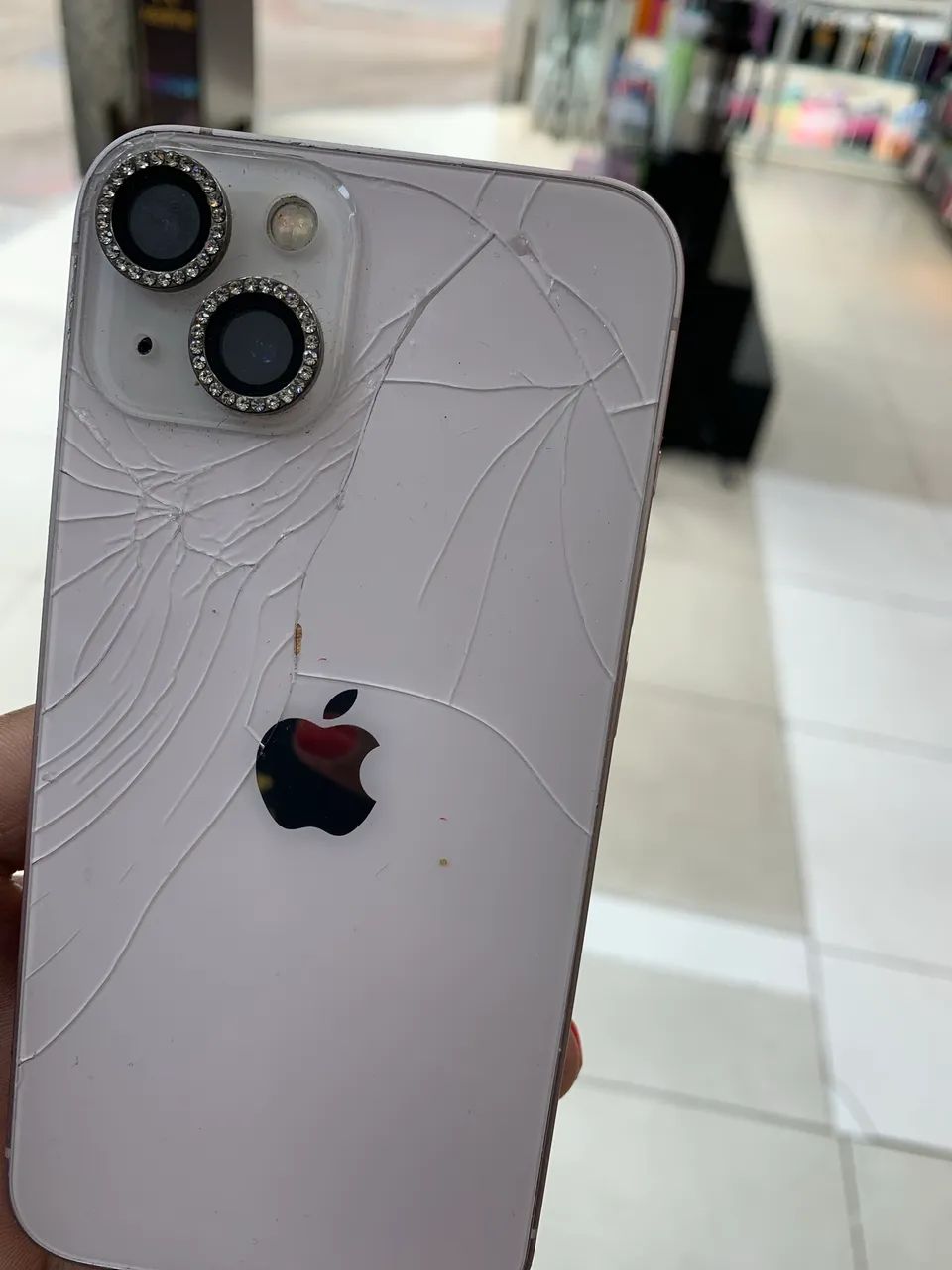 iPhone 13 