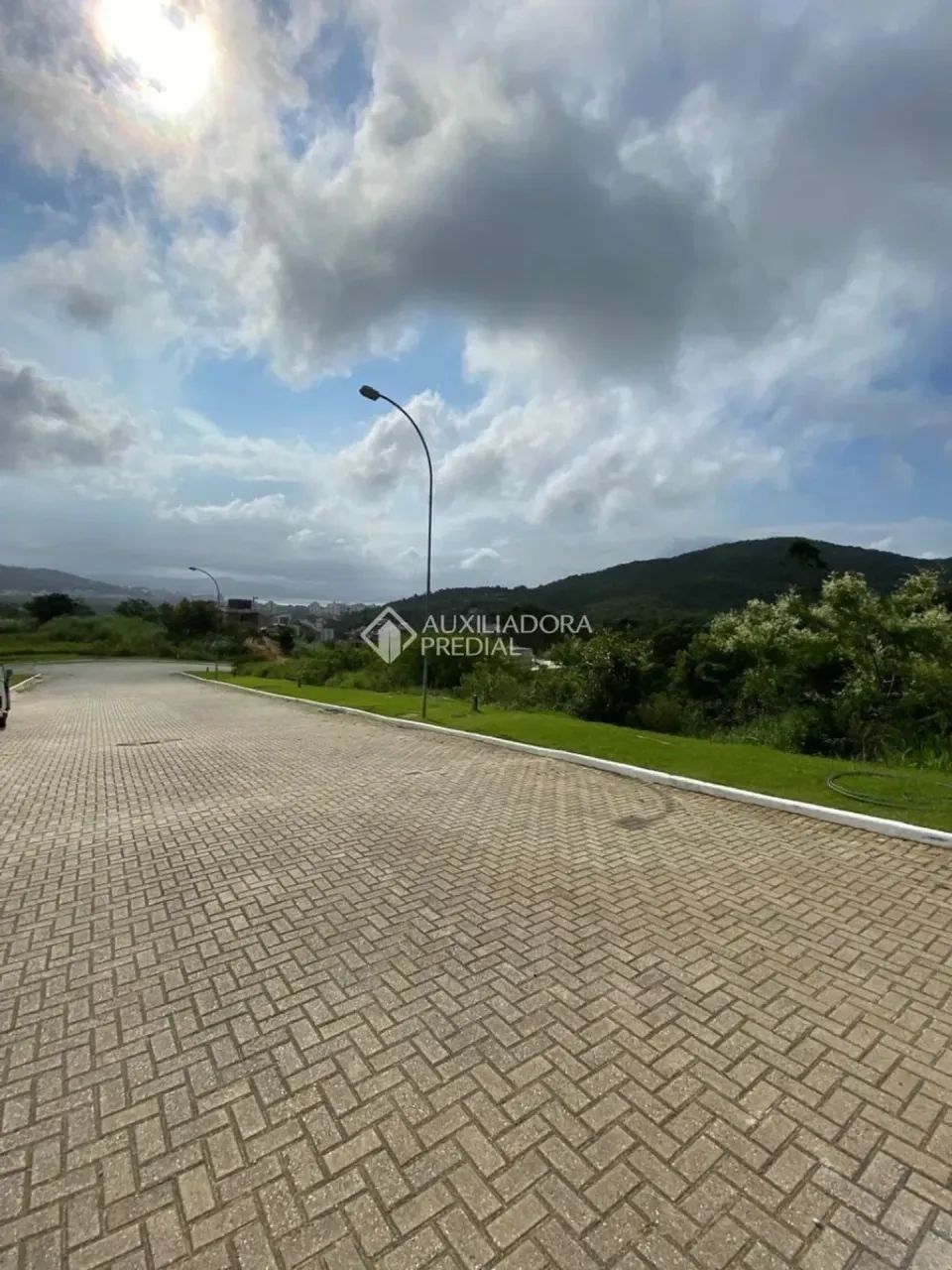 Imóvel para venda tem 490 metros quadrados em Itacorubi - Florianópolis - SC - Foto 2