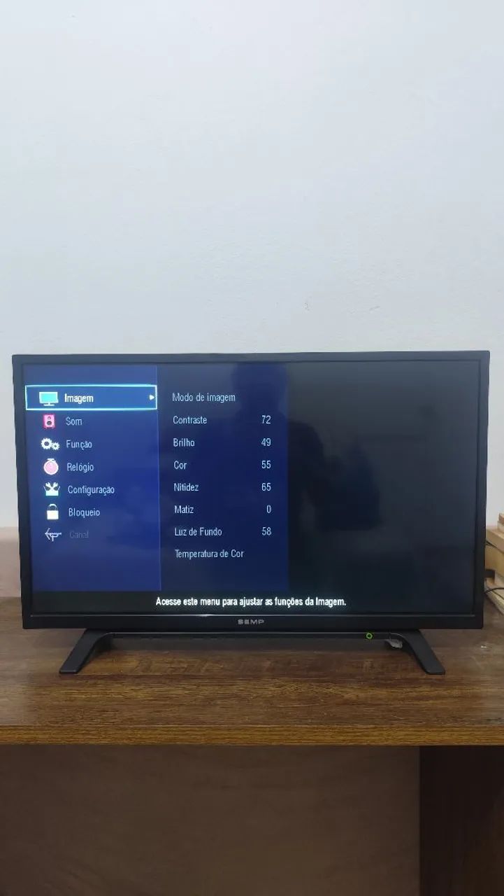 Tv  SEMP 32 em ótimo estado de conservação funciona perfeitamente (sem com) não é Smart 