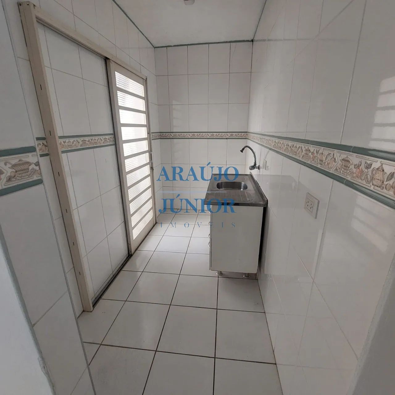 CASA COMERCIAL em AMERICANA - SP, VILA MEDON - Foto 4