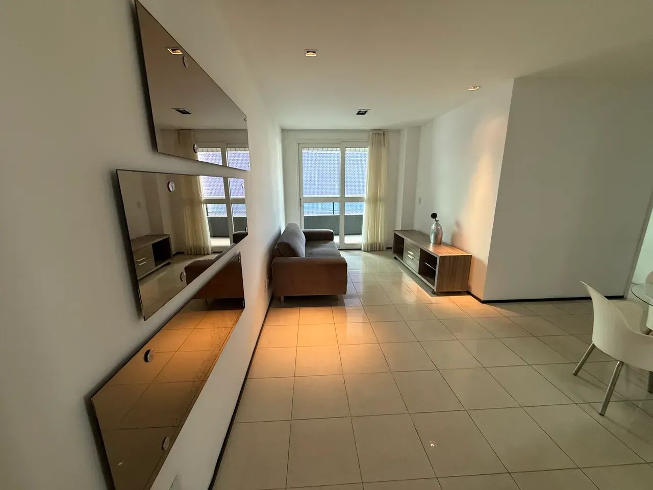 Imóvel para venda possui 75 metros quadrados com 2 quartos em Meireles - Fortaleza - CE