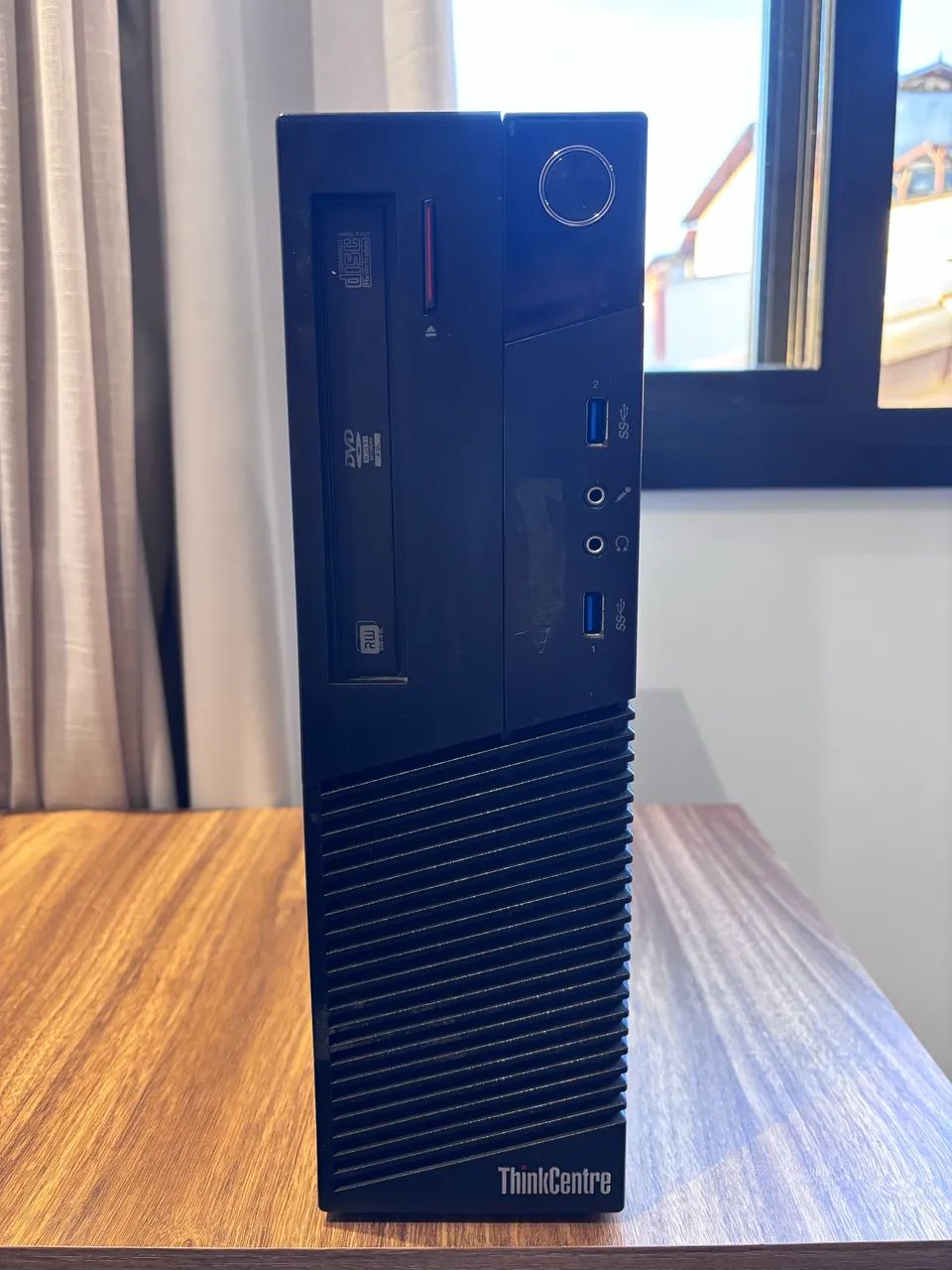 Desktop PC Lenovo i7 - 16GB - SSD 240GB
