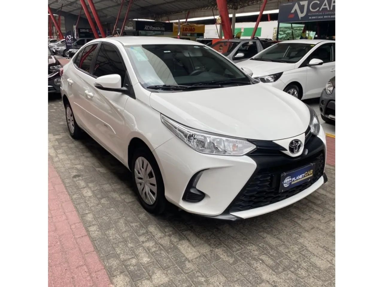 Toyota Yaris YARIS XL Live Sedan 1.5 Flex 16V 4p Aut. 2024