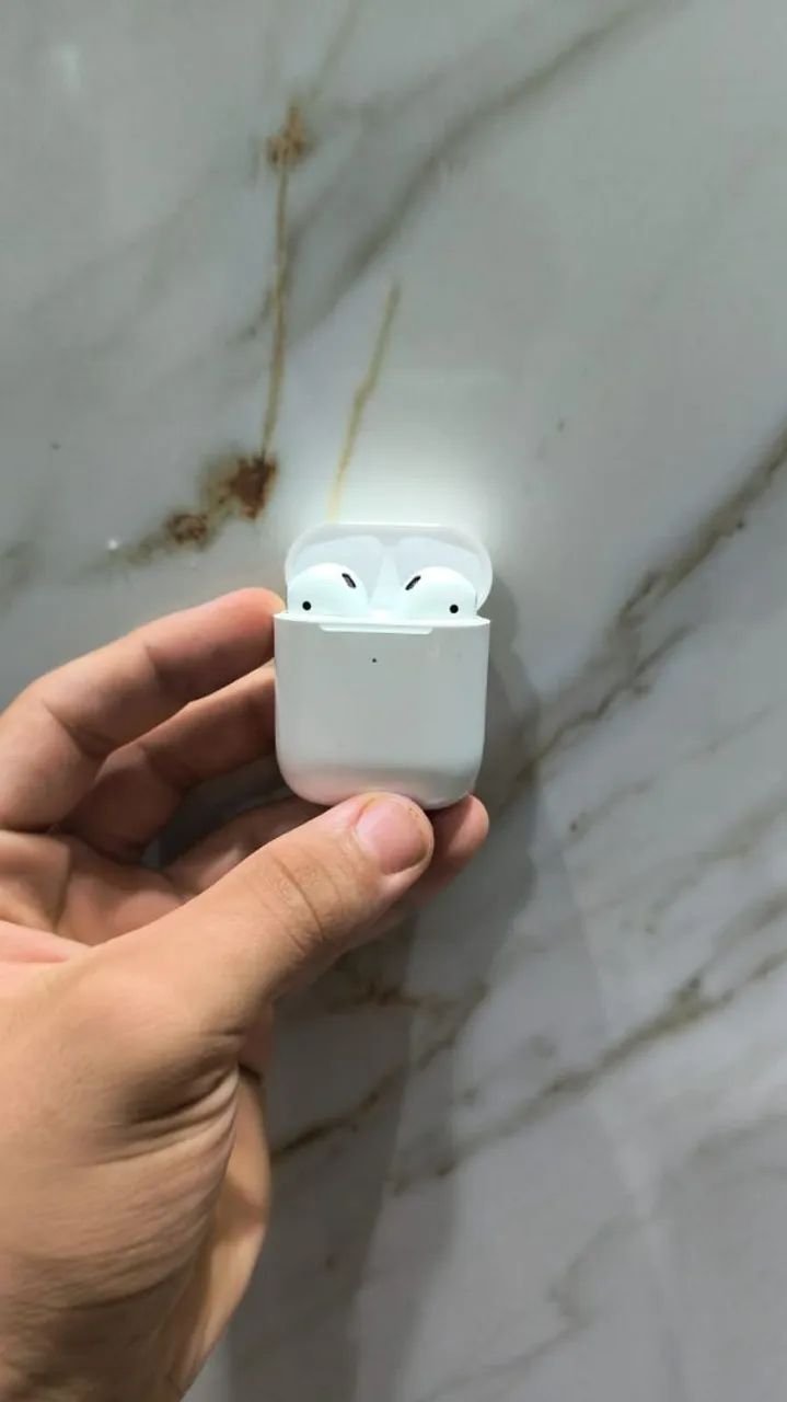 Apple airpods 2° geração Branco - Foto 2