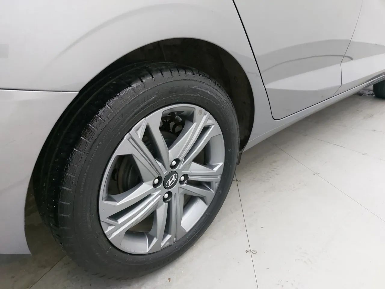 Hyundai HB20S Comfort Plus 1.0 TB Flex 12V Aut, foto 14 de 18