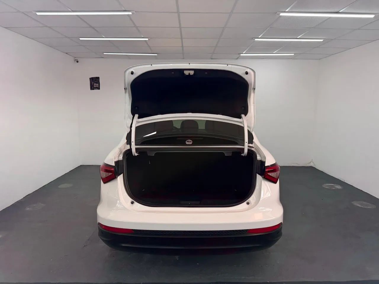 Fiat Cronos Precision 1.3 16V Flex Aut. 2024 - Foto 3