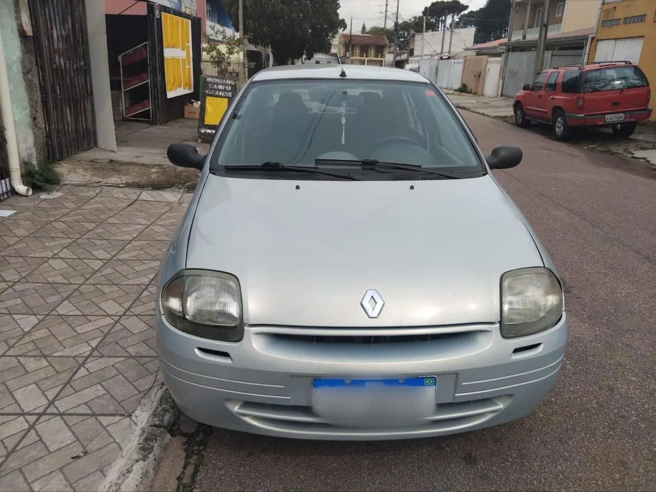 Renault Clio RN/ Expression 1.6 16V 5P 2001