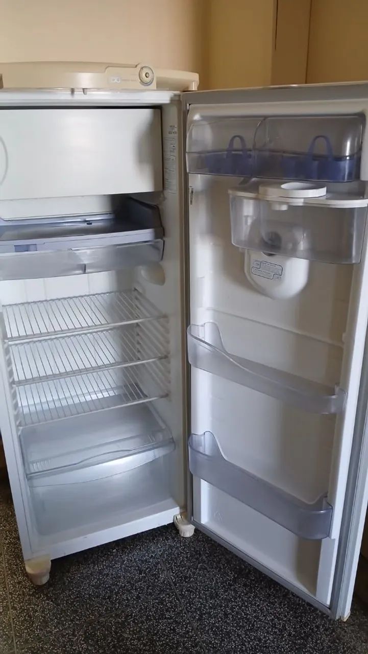 Geladeira Consul com dispenser  - Foto 3