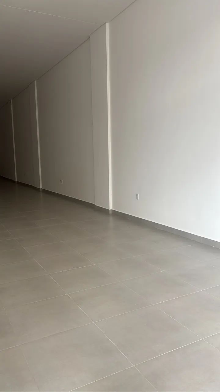 SALA COMERCIAL - PRONTA - AMPLAS / FRENTE RUA  - Foto 4