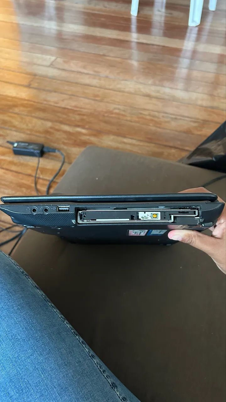 Notebook ASUS K43U - Foto 5