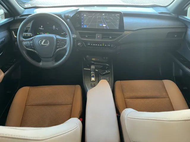 Lexus UX-300h 2.0 16V Aut. (Híbrido), foto 8 de 20