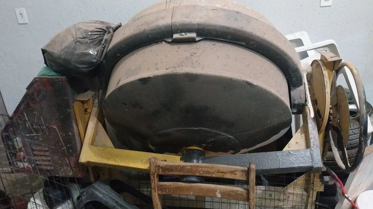 Betoneira  de 400lt em ótimo  estado  pouco  uso  - Foto 4