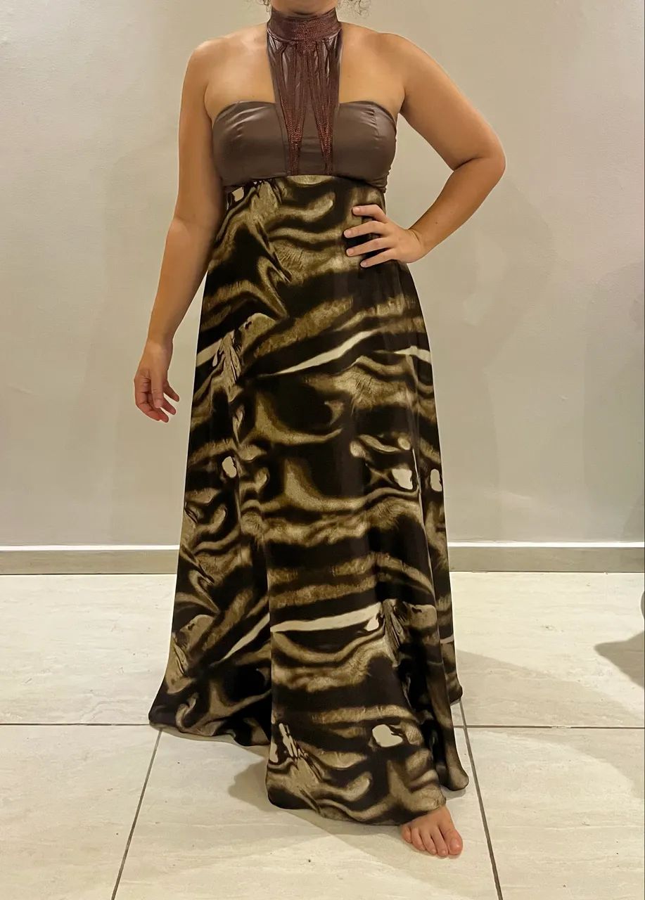 Vestido social de festa 