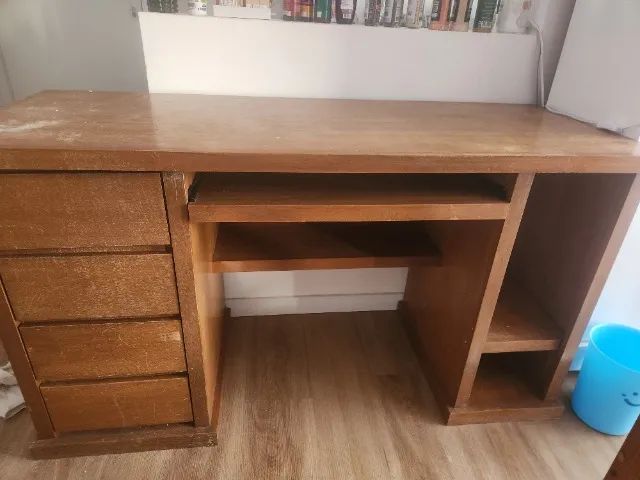 Mesa de Escritório em Madeira Maciça 