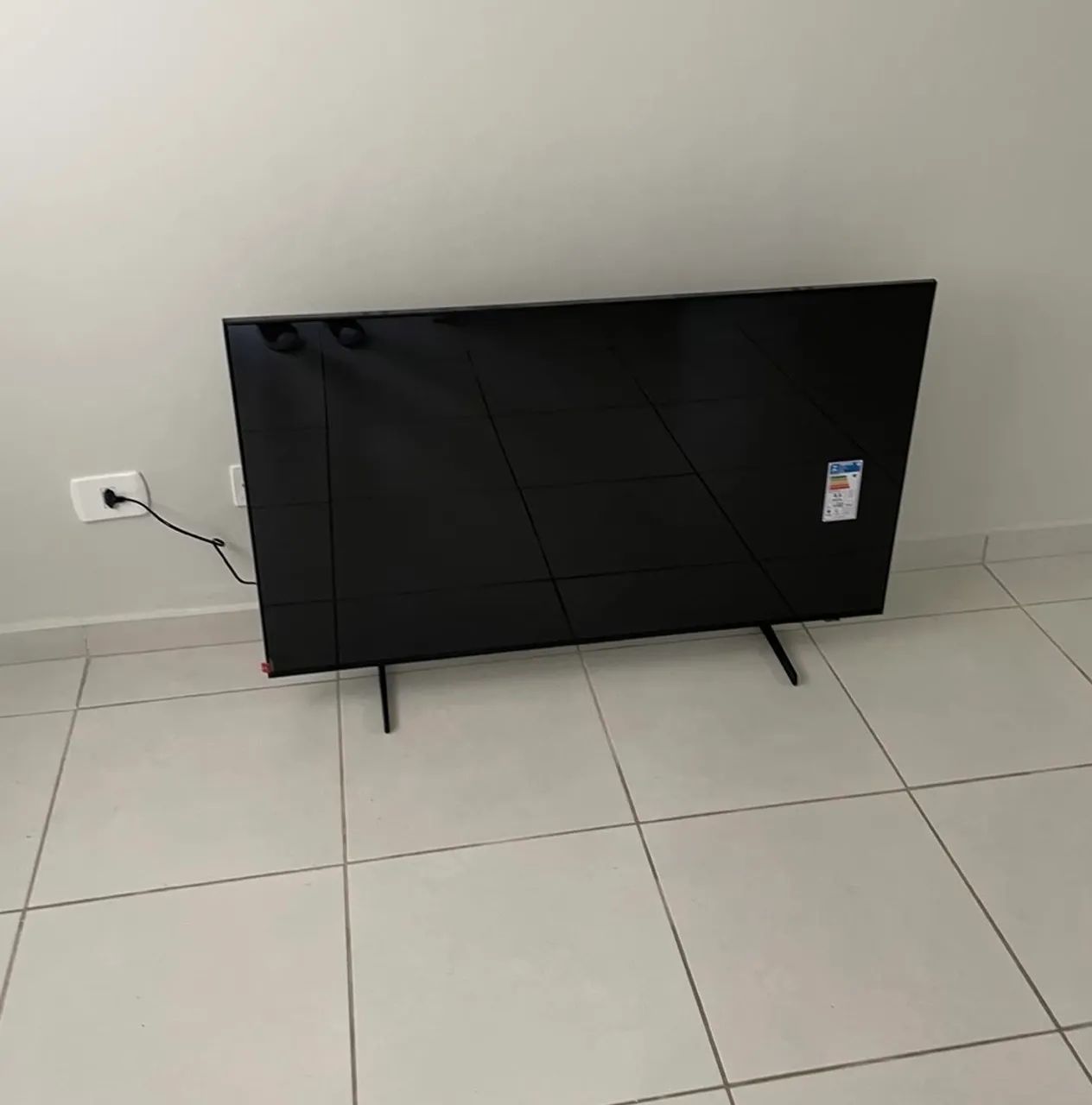 Vende se essa Tv