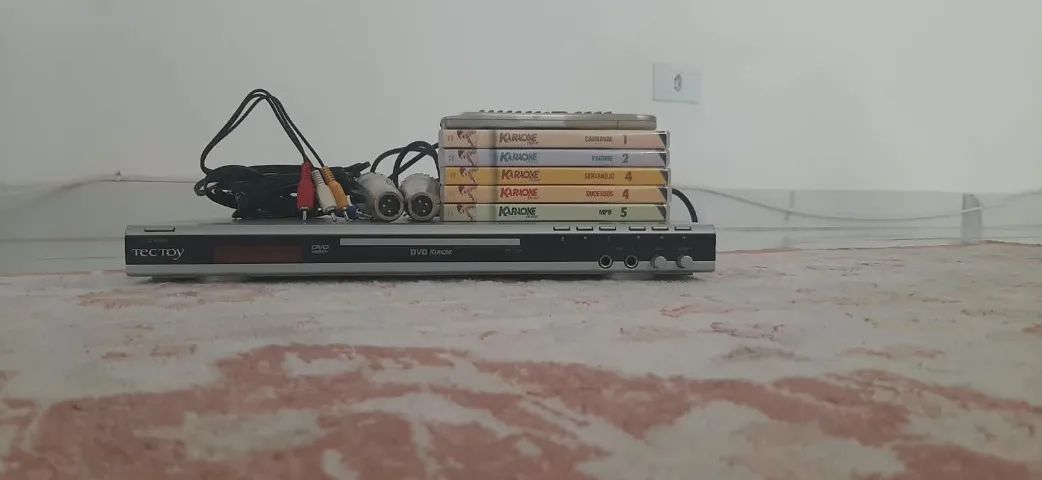 Aparelho de Karaokê DVD Tectoy