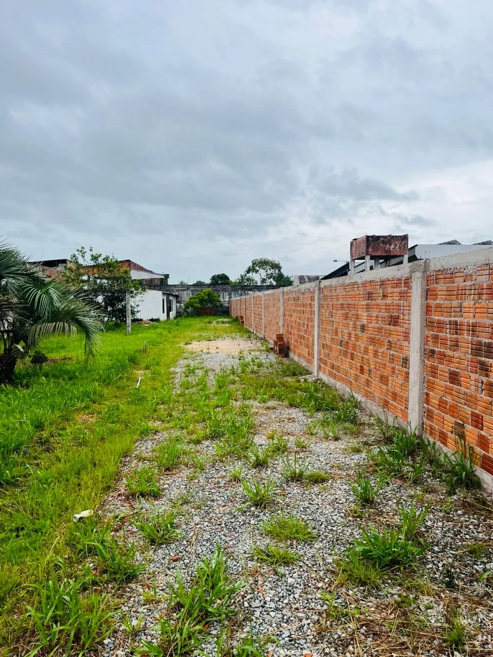 Casa/Depósito multiuso