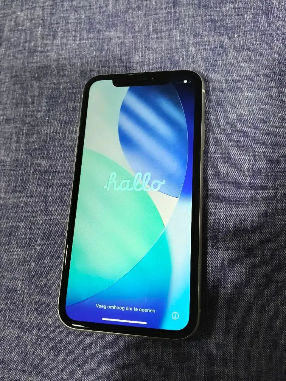 iPhone 11 branco 64gb