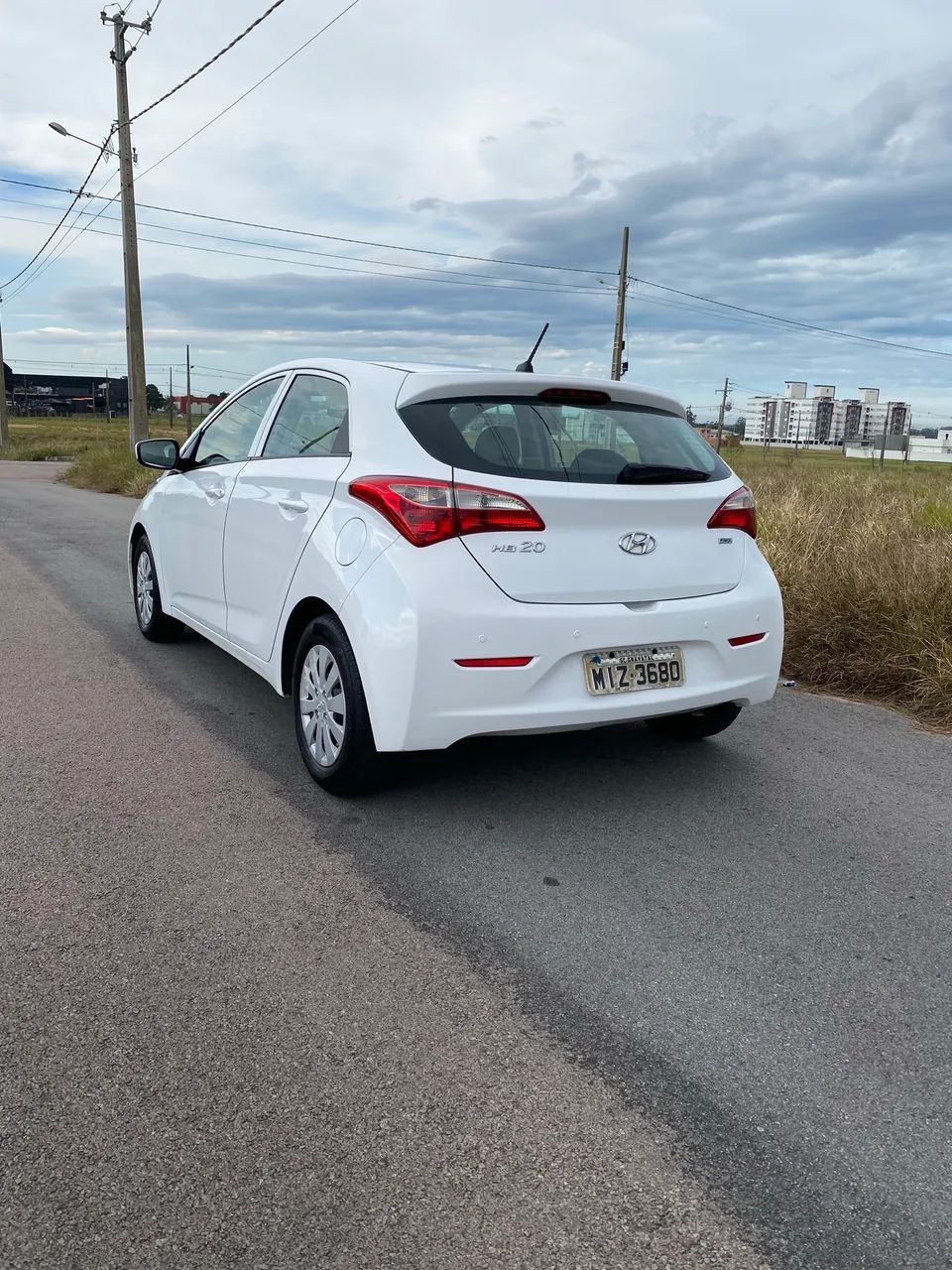 Hyundai HB20 Comf./c.plus/c.style 1.0 Flex 12V 2013 - Foto 4