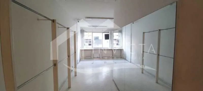 EXCELENTE SALA COMERCIAL!! - Foto 3