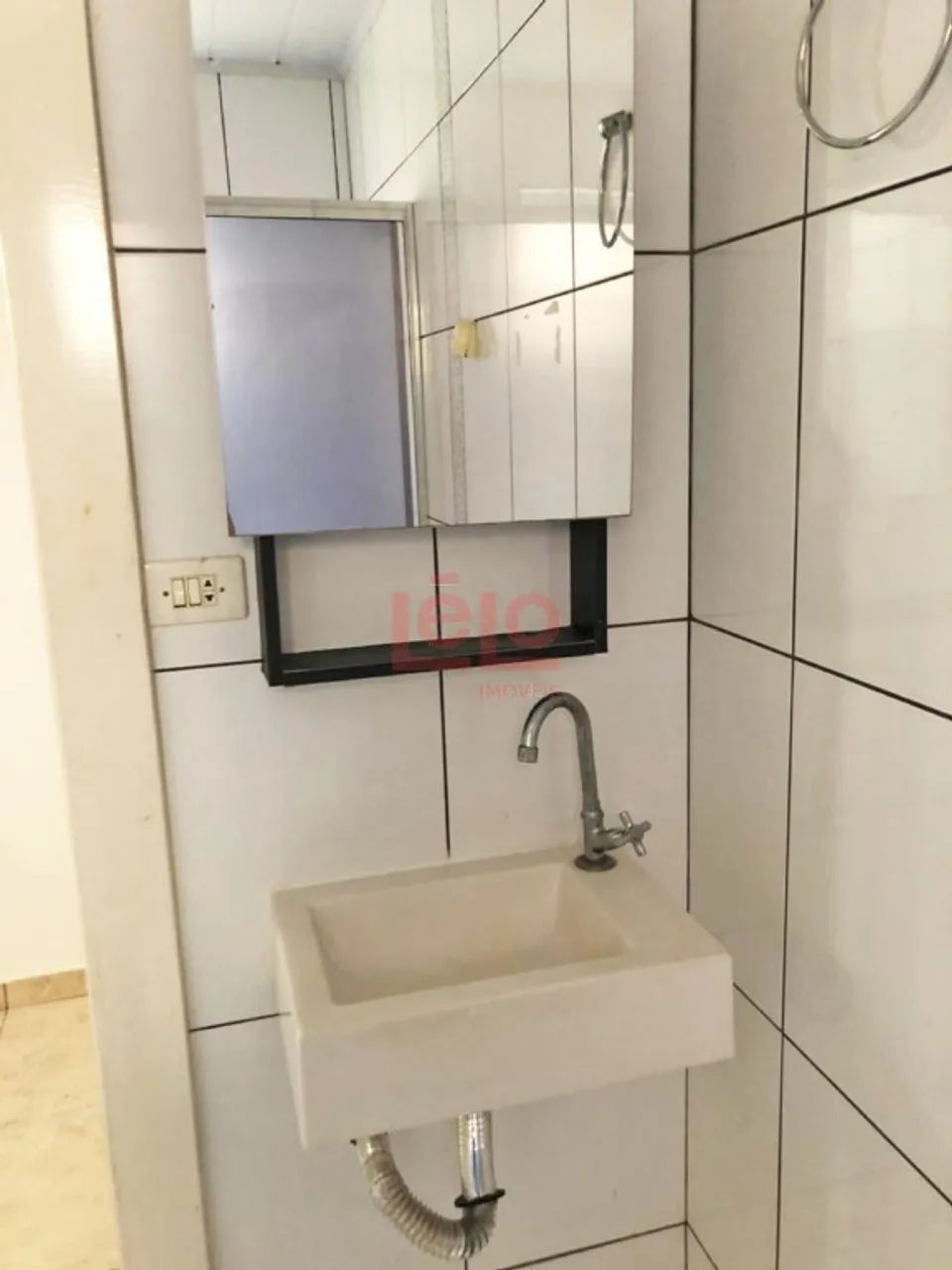 Casa para alugar em Maringa no Conjunto Hermann Moraes Barros com 1 quarto, mobiliada e co - Foto 5