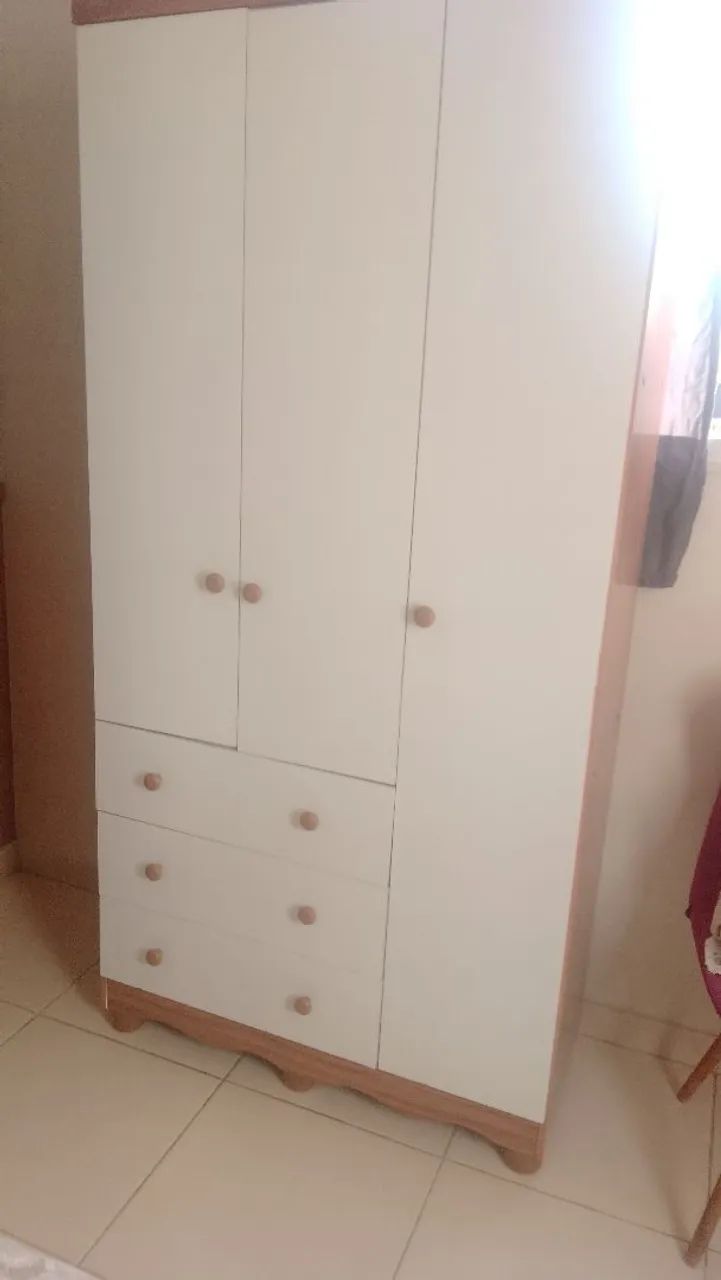 Guarda roupa infantil 