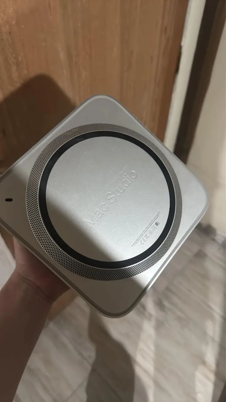 Mac Studio M1 MAX