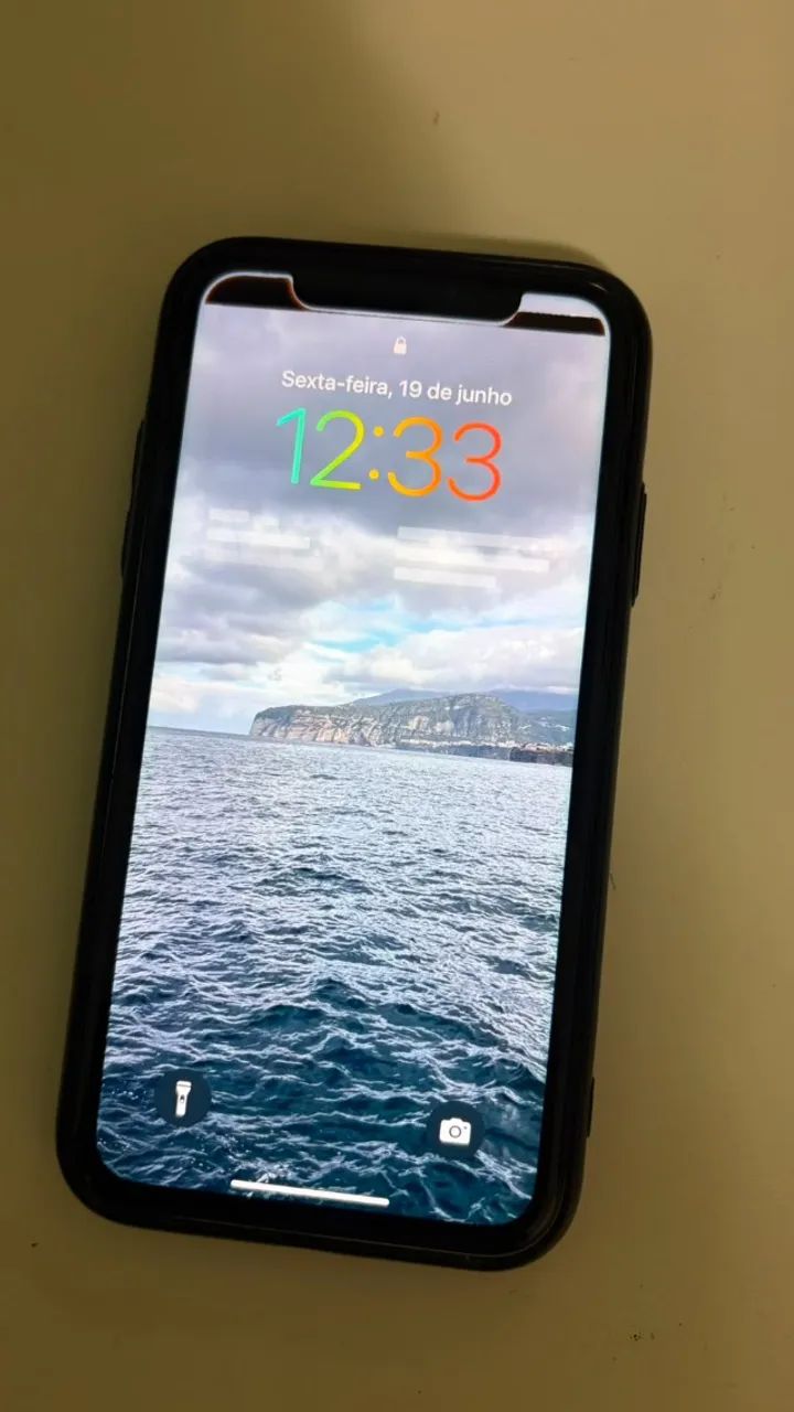 iPhone XR 64GB Bateria: 74% - Foto 4